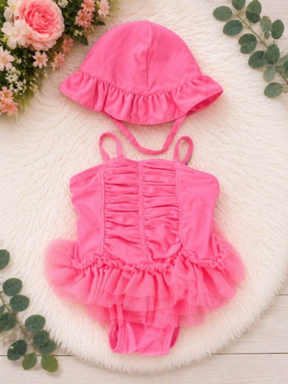 🌞 Old Navy 2-Piece Swim Set – 0–6 Months 🌞